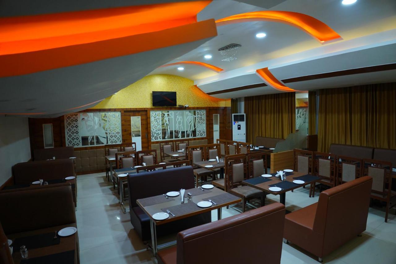 Hotel Grand Nagarjuna By Konark Hotels Guntūr Esterno foto