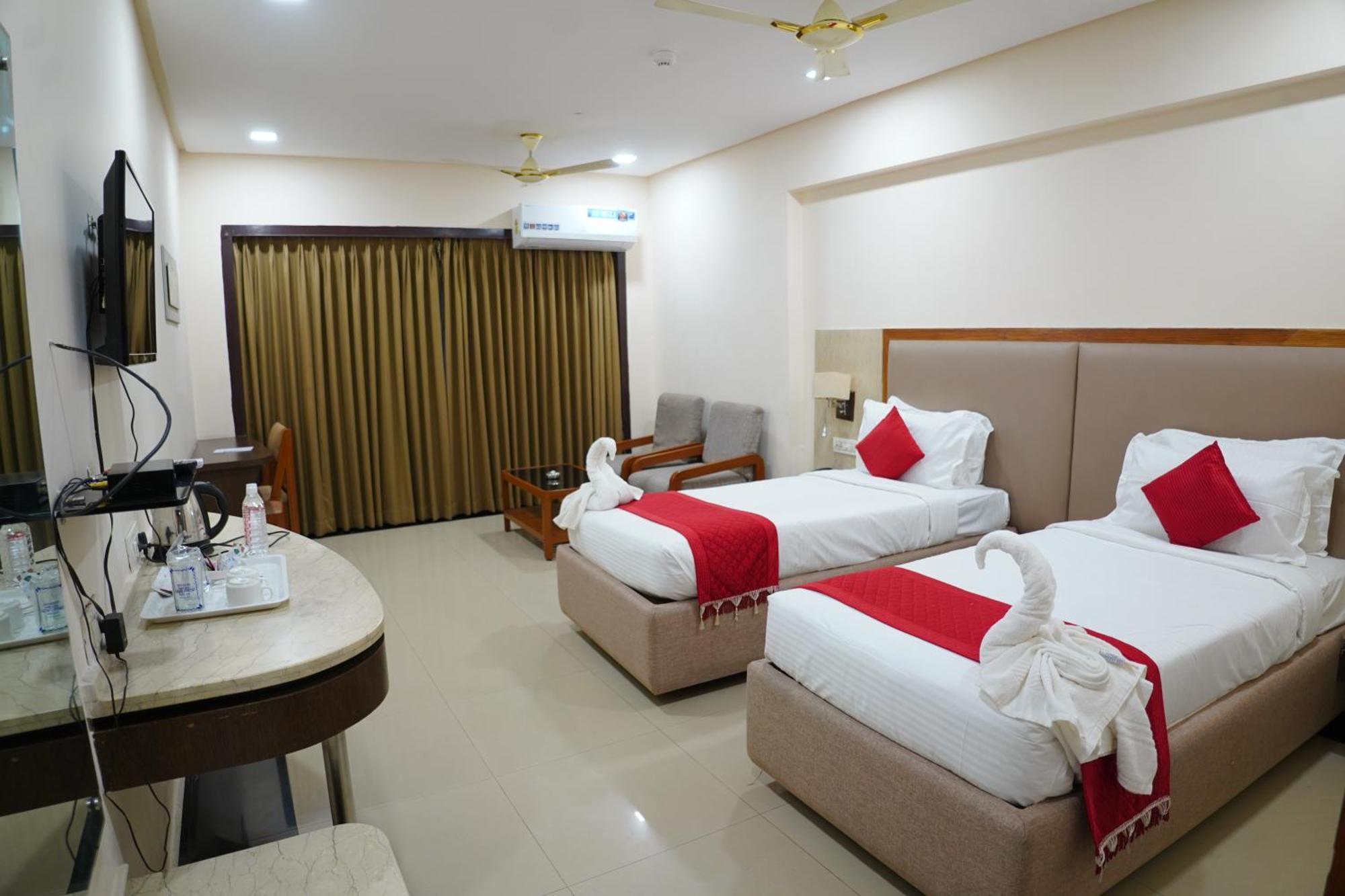 Hotel Grand Nagarjuna By Konark Hotels Guntūr Esterno foto